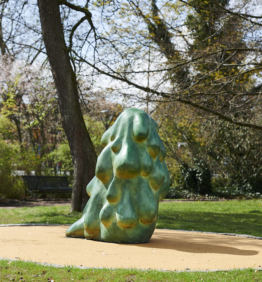 Jennifer Forsberg sculpture