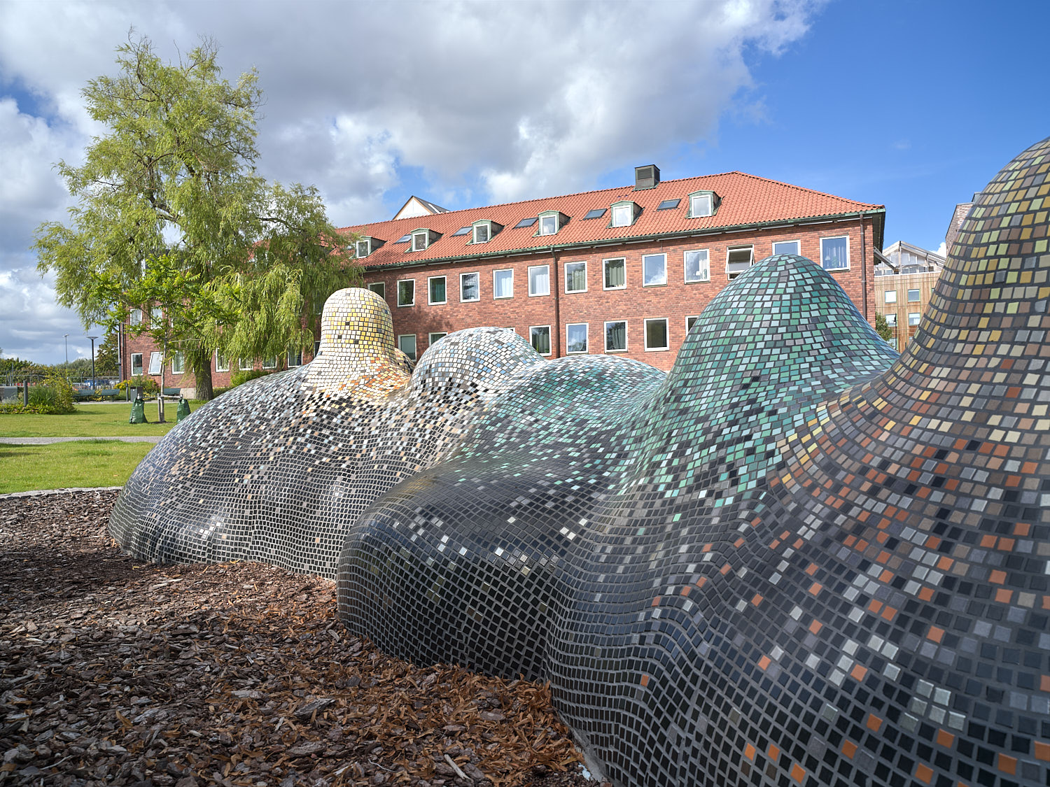 Jennifer Forsberg sculpture