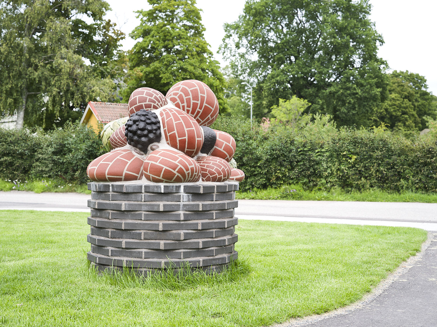 Jennifer Forsberg sculpture