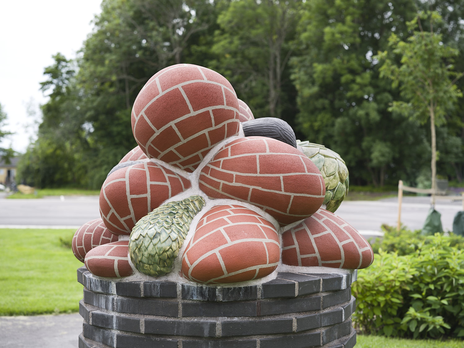 Jennifer Forsberg sculpture